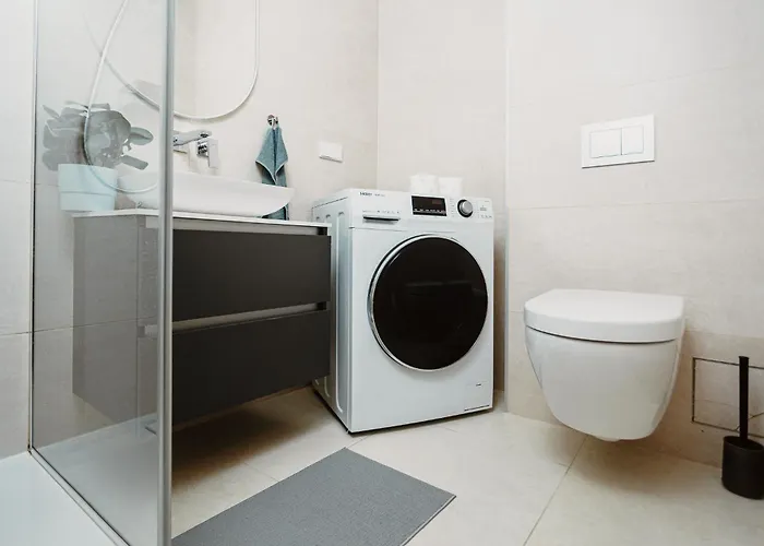 Stylish - 5 Mins To Old Town Dzīvoklis *